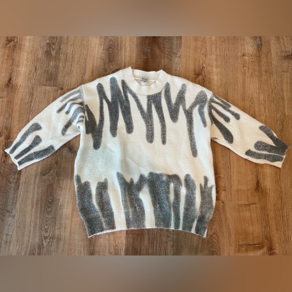 Sweater Size small